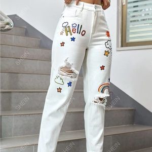 Letter and Cartoon Print Ripped Mom Skinny Jeans
animated